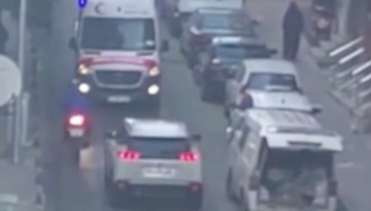 İstanbul’da Olaya Giden Ambulansa Yol Vermeyen Sürücü