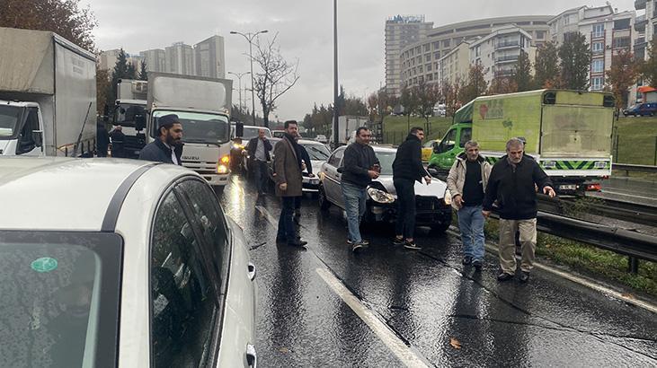 İstanbul’u Sağanak Vurdu: Tem’de Zincirleme Kaza