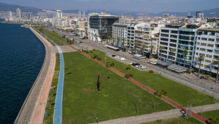 İzmir Büyükşehir’den Bakanlığın Cezalarına Tepki: Cezalandırılan İzmir Halkıdır