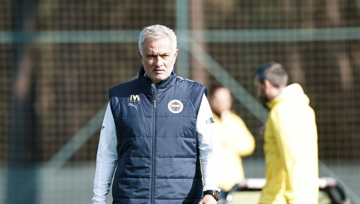 Jose Mourinho Kararını Verdi: Slavia Prag Maçında 11 Değişiyor