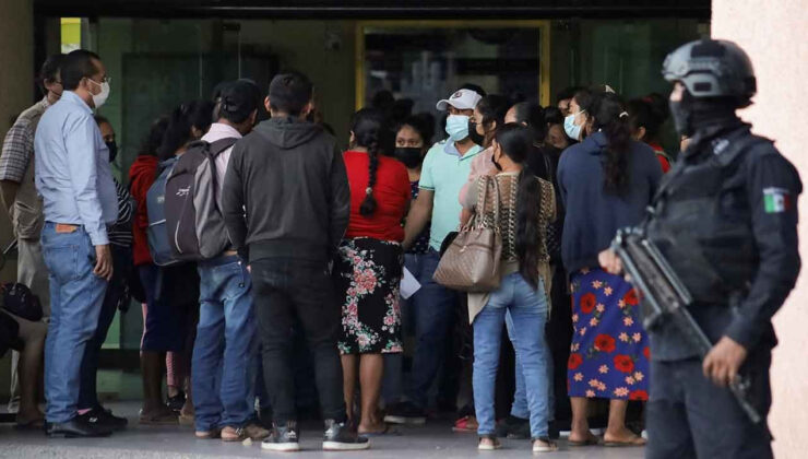 Meksika’da Terk Edilmiş Kamyonetin Kasasında 11 Kişinin Cesedi Bulundu