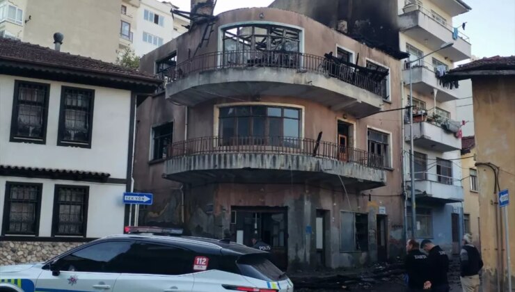 Mudanya’da Kullanılmayan Apartmanda Yangın Çıktı