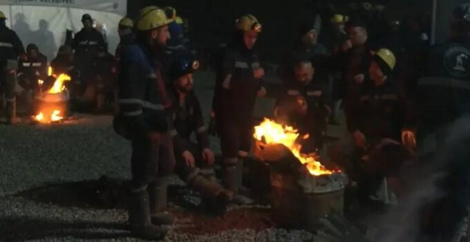 Nallıhan Çayırhan Termik Santrali’nin Madenciler Soğuğa Rağmen Harekete Devam Ediyor