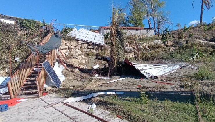 Okul, Restoran ve Meskenlerin Çatıları Uçtu: Fırtına Hayatı Felç Etti