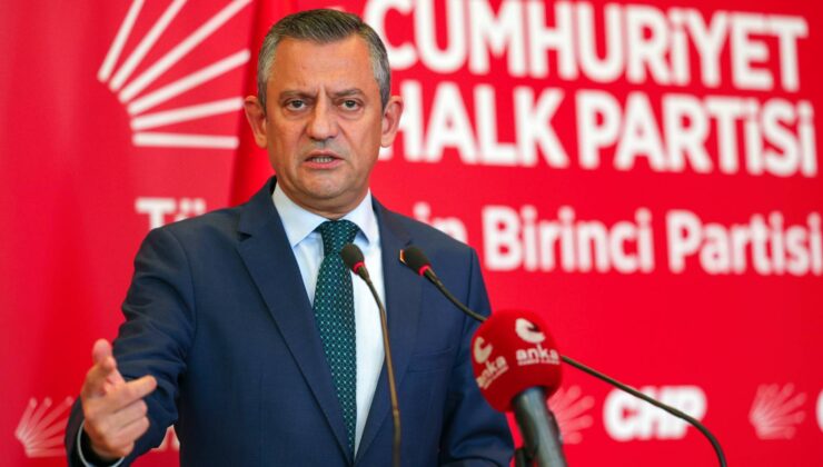 Özgür Özel’den Kayyım Tepkisi: Kılıfına Bile Uydurulamamış Milli İrade Hırsızlığıdır, Gitmekte Olan Bir İktidarın Son Çırpınışlarından  Kararı Yoktur