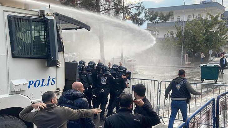 Şanlıurfa’da Gerginlik: Güvenlik Güçlerine Taş Atan 16 Şüpheli Gözaltında