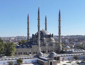 Selimiye Camii Onarımında ‘İnce İşçilik’ Çalışmaları Yapılıyor