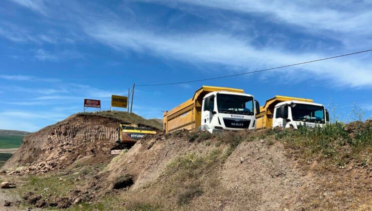 Ulaştırma Bakanı Uraloğlu, Bitmeyen Yolu Bitmiş Gibi Gösterdi