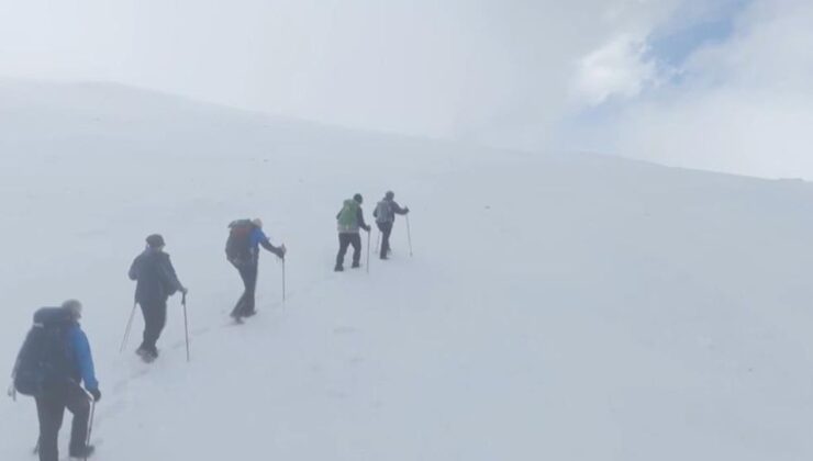 Uludağ’a Dönemin İlk Karı Düştü