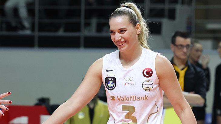 Vakıfbank’ta Fenerbahçe Öncesi Cansu Özbay Şoku!