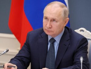 Vladimir Putin’den Balistik Füze Saldırısına Nükleer Silahla Cevap Verilmesine Onay