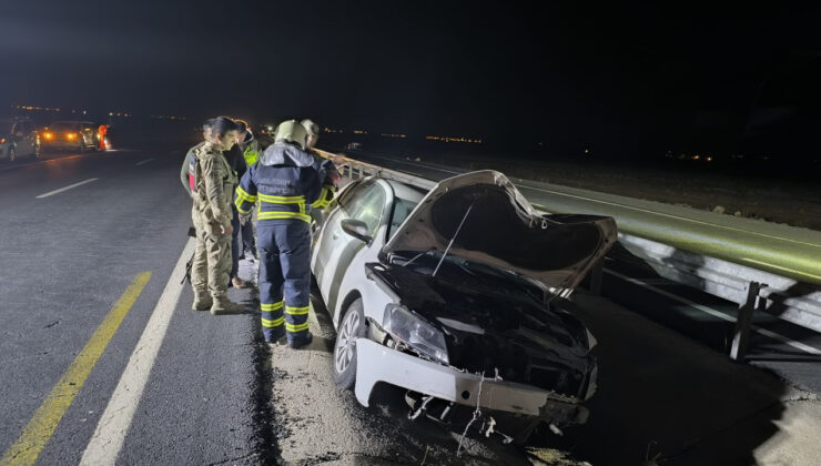 Yoldaki Lastiği Kaldırmak İsteyen Sürücü Arabanın Çarpması Sonucu Öldü