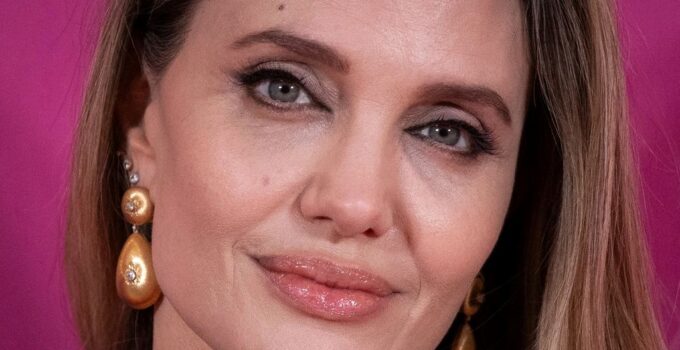 Angelina Jolie: Umarım Hayatımı Konu Alan Bir Film Yapılmaz