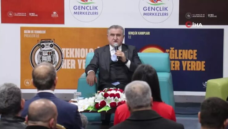 Bakan Bak, Malatya’da Gençlerle Söyleşi Gerçekleştirdi