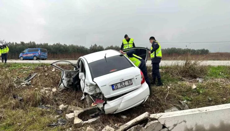 Bursa’da Yağışlı Hava Kontrolden Çıkan Arabası Tarlaya Uçurdu