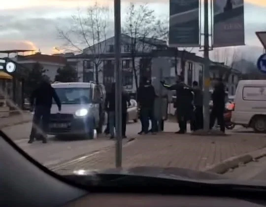 İnegöl’de Trafik Kavgası Kameraya Yansıdı