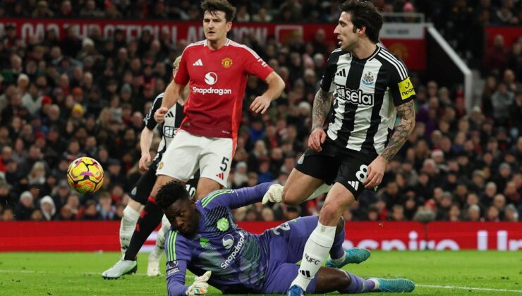 Manchester United Evinde Newcastle United’a Yenildi