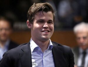 Satrançta Kot Pantolon Krizi Çözüldü: Magnus Carlsen Turnuvaya Dönüyor