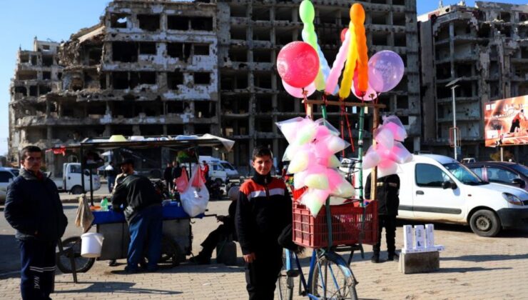 Suriye’de Esad Rejiminden Kurtulan Humus’ta Yeniden İnşa Heyecanı