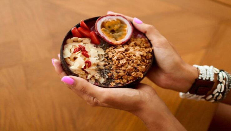 Tatlı Krizine Sağlıklı Çözüm: Enfes Acai Bowl Tarifi!