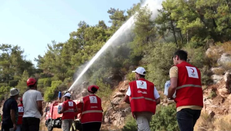 Türk Kızılay, Dünya Gönüllüler Günü’nde Düzgünlüğün Gücüne Dikkat Çekiyor