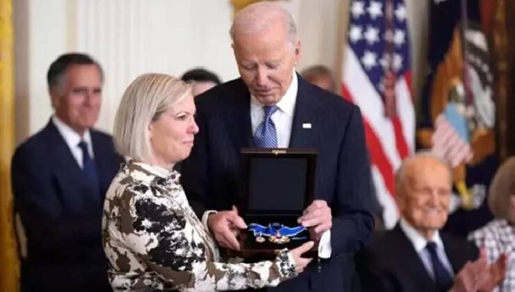 ABD Başkanı Biden, 19 Kişiye “Başkanlık Özgürlük Madalyası” Taktı