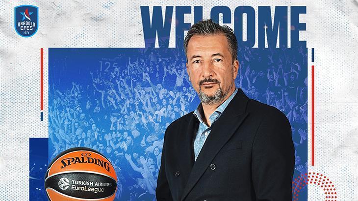 Anadolu Efes, Luca Banchi’yi Açıkladı!