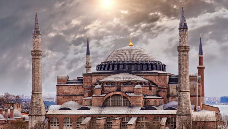 Ayasofya’nın Yer Altı Yapıları Temizlenerek Ziyarete Açılacak