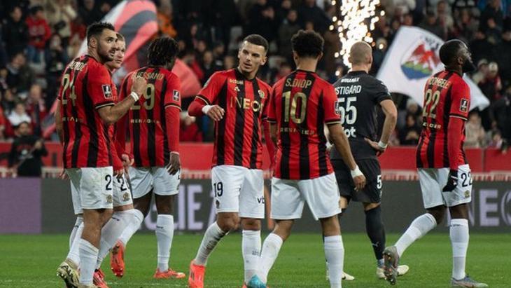 Birçok, Rennes Engelini 3 Golle Geçti!