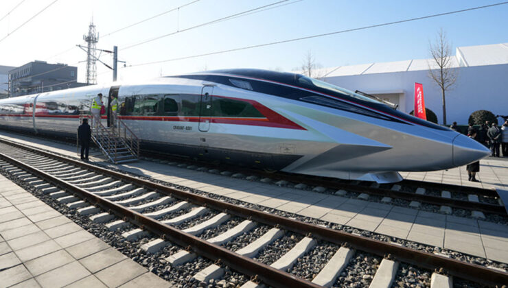 Çin, Dünyanın En Hızlı Treni Olacak Cr450’yi Tanıttı