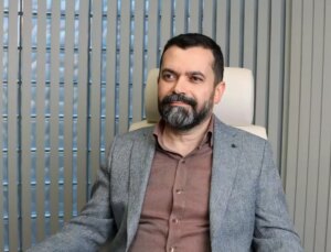 Dr. Ekrem Teymur: 2025’te Yapay Zeka Hayatımıza Daha Fazla Entegre Olacak