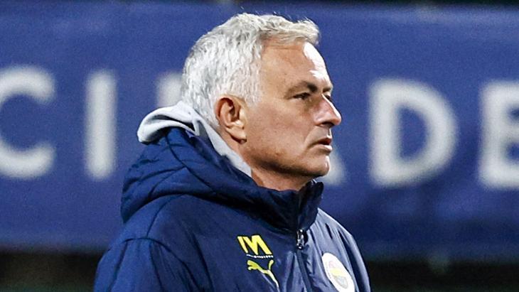 Fenerbahçe’de Yeni Sayfa Açma Hedefi! Mourinho’dan Önem Vurgusu