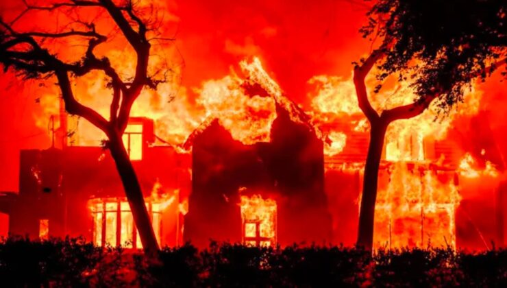 Fotoğraflar ve Tanıklıklarla Los Angeles Yangını: ‘Geride Dönecek Hiçbir Şey Kalmadı’