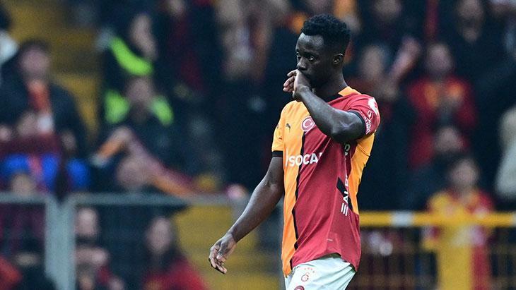 Galatasaray’da Davinson Sanchez’den Hakem Tepkisi!