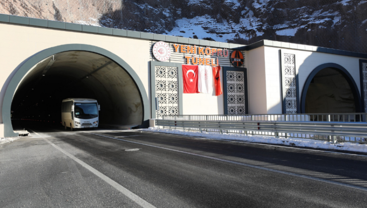 Hakkari-Yüksekova Yolundaki Yeniköprü Tüneli Trafiğe Açıldı: Seyahat Süresi 40 Dakikadan 22 Dakikaya İndi