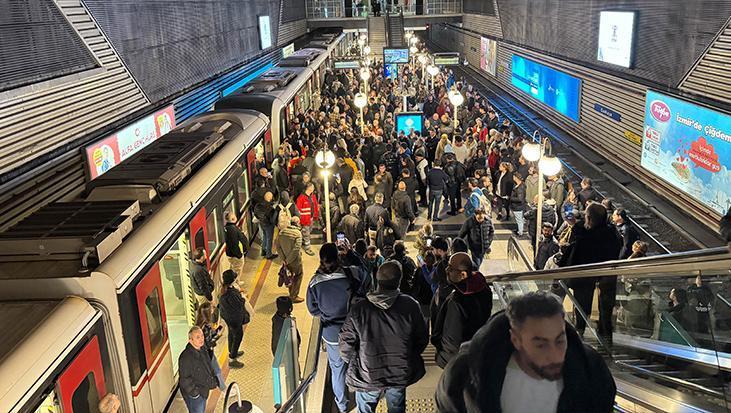 İzmir’de Belediye Otobüs Sürücüleri İş Bıraktı! Ulaşımda Aksama