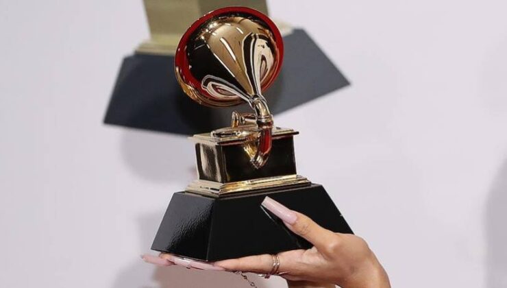 Los Angeles Yangını Ödül Merasimlerini Etkiledi: Grammy Ödülleri Ertelenebilir