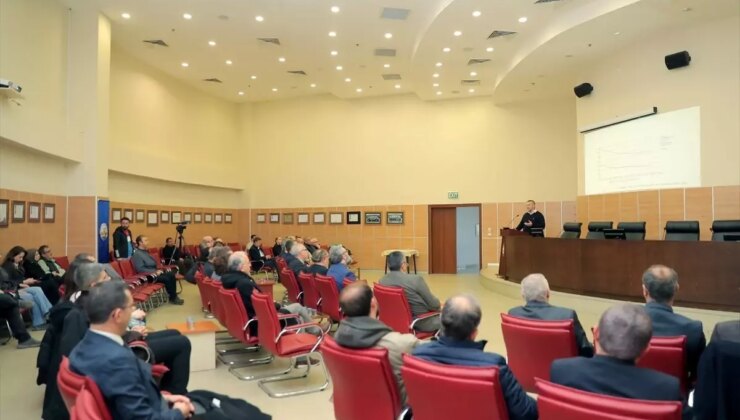 Trakya Üniversitesinde Tarımda Yapay Zeka Kullanımı Konferansı Düzenlendi